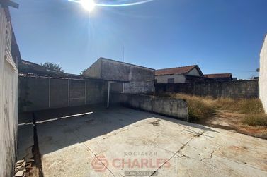Casa &agrave; venda - 101m&sup2; - Centro