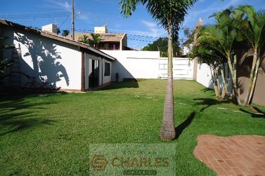 Casa &agrave; venda - 450m&sup2; - Centro