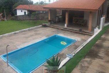 S&iacute;tio &agrave; venda - 450m&sup2; - Centro