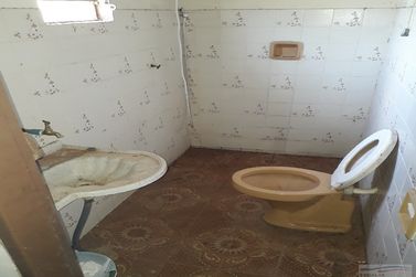 S&iacute;tio &agrave; venda - 10m&sup2; - Centro