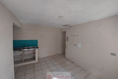 Casa &agrave; venda - 96m&sup2; - Centro