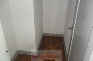 Casa &agrave; venda - 600m&sup2; - Centro