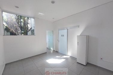Sal&atilde;o Comercial para alugar - 15m&sup2; - Centro