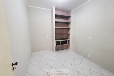 Casa para alugar - 200m&sup2; - Centro