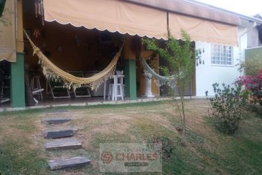 Casa &agrave; venda - 191m&sup2; - Centro