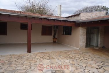 Casa &agrave; venda - 290m&sup2; - Centro
