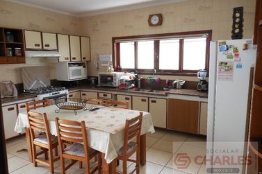 Casa &agrave; venda - 335m&sup2; - Centro