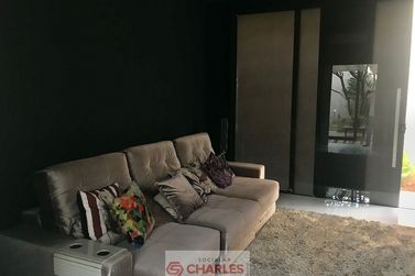 Casa para alugar - 541m&sup2; - Centro