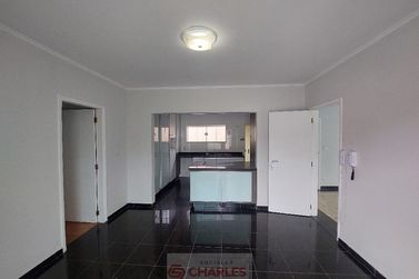 Casa para alugar - 340m&sup2; - Centro