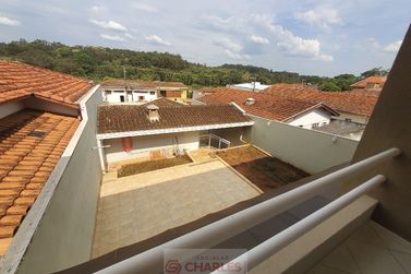 Casa &agrave; venda - 141m&sup2; - Centro