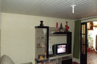 Casa &agrave; venda - 100m&sup2; - Centro