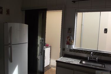 Casa &agrave; venda - 207m&sup2; - Centro