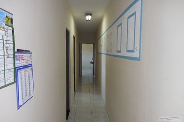 Casa &agrave; venda - 225m&sup2; - Centro