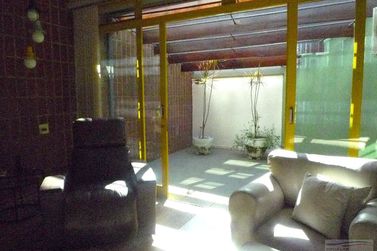 Casa &agrave; venda - 250m&sup2; - Centro