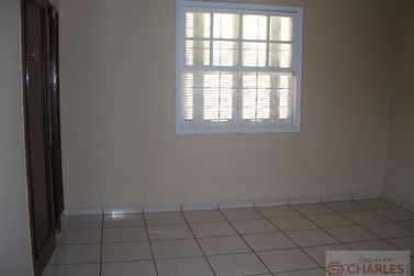 Casa para alugar - 357m&sup2; - Centro