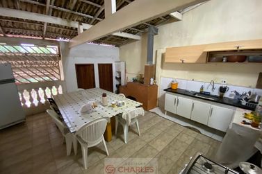 S&iacute;tio &agrave; venda - 10m&sup2; - Centro