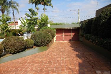 Casa &agrave; venda - 1000m&sup2; - Centro