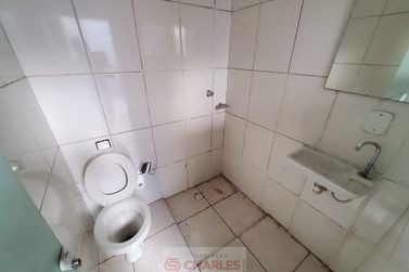 Sal&atilde;o Comercial para alugar - 270m&sup2; - Centro