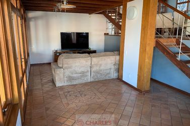 Casa &agrave; venda - 480m&sup2; - Centro