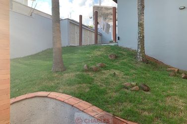 Casa &agrave; venda - 480m&sup2; - Centro