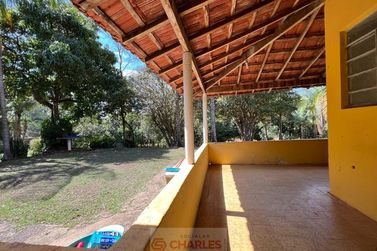 S&iacute;tio &agrave; venda - 207m&sup2; - Centro