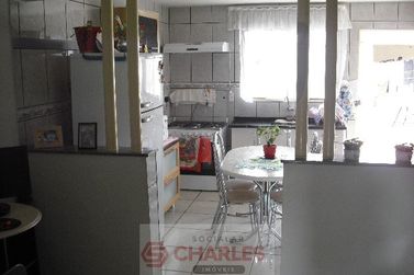 Casa &agrave; venda - 131m&sup2; - Centro