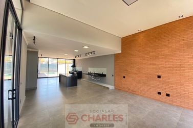 Casa &agrave; venda - 229m&sup2; - Centro