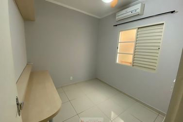 Casa &agrave; venda - 10m&sup2; - Centro