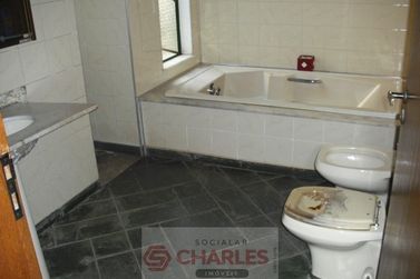 S&iacute;tio &agrave; venda - 220m&sup2; - Centro
