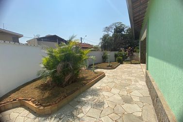 Casa &agrave; venda - 293m&sup2; - Centro