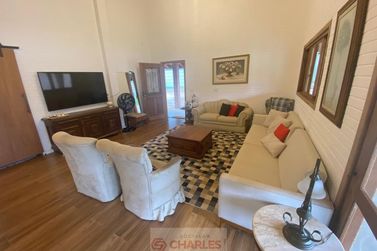 S&iacute;tio &agrave; venda - 400m&sup2; - Centro