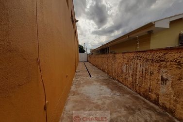 Sal&atilde;o Comercial &agrave; venda - 228m&sup2; - Centro