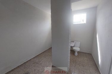 Sal&atilde;o Comercial para alugar - 250m&sup2; - Centro
