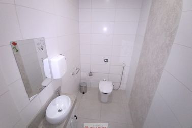 Sala Comercial para alugar - 205m&sup2; - Centro