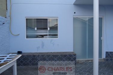 Casa &agrave; venda - 10m&sup2; - Centro