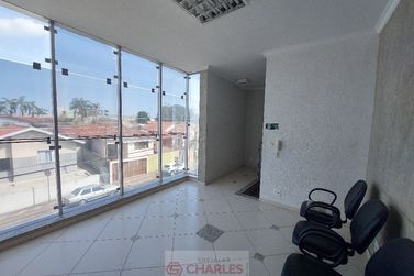 Sal&atilde;o Comercial para alugar - 23m&sup2; - Centro