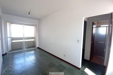 Apartamento &agrave; venda - 58m&sup2; - Centro