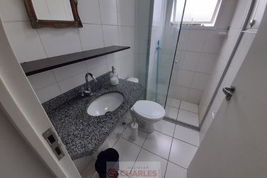 Apartamento para alugar - 46m&sup2; - Centro