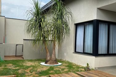 Casa &agrave; venda - 224m&sup2; - Centro
