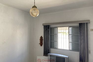Casa &agrave; venda - 204m&sup2; - Centro
