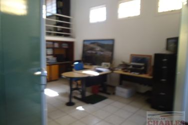 Sala Comercial &agrave; venda - 112m&sup2; - Centro