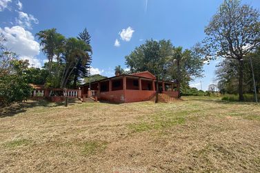 S&iacute;tio &agrave; venda - 84000m&sup2; - Centro