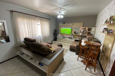 Casa &agrave; venda - 175m&sup2; - Centro