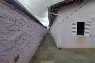 Casa &agrave; venda - 10m&sup2; - Centro