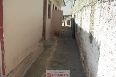 Casa &agrave; venda - 150m&sup2; - Centro