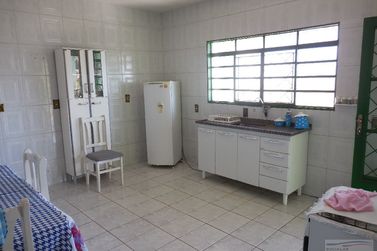 Casa &agrave; venda - 225m&sup2; - Centro