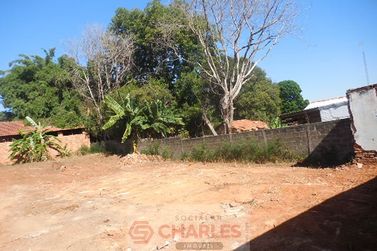 Terreno &agrave; venda - 10m&sup2; - Centro