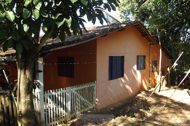 S&iacute;tio &agrave; venda - 110m&sup2; - Centro