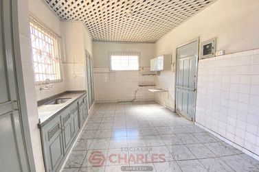 Casa para alugar - 336m&sup2; - Centro