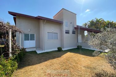 S&iacute;tio &agrave; venda - 312m&sup2; - Centro